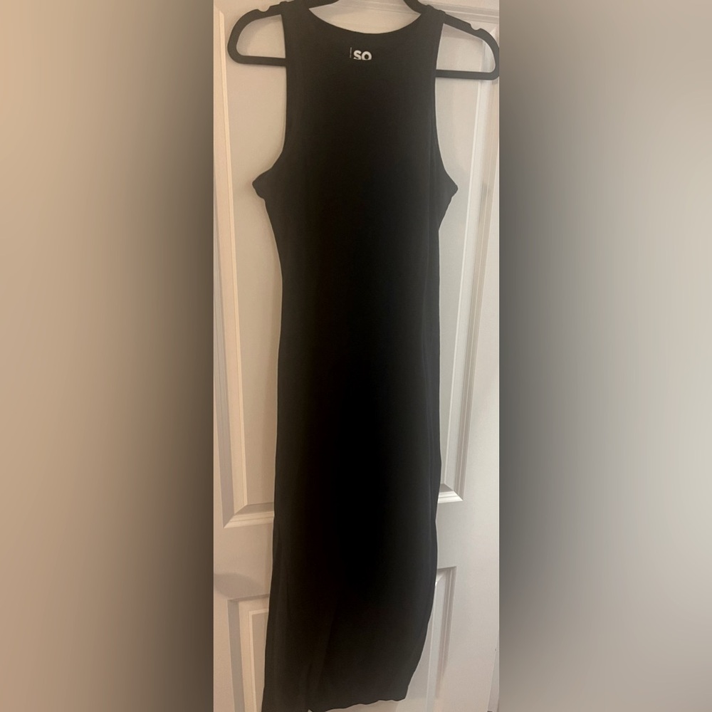SO Maxi black sleeveless dress!